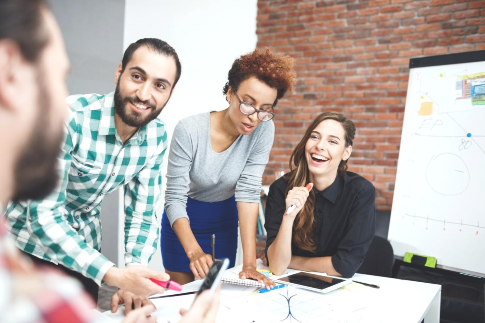 velunopryze Team bei der Preisverleihung für beste Finanzplattform Deutschland